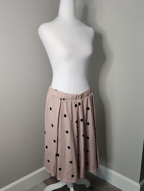 Lularoe Madison Blush Pink Midi Skirt with Black Polka Dots and Pockets